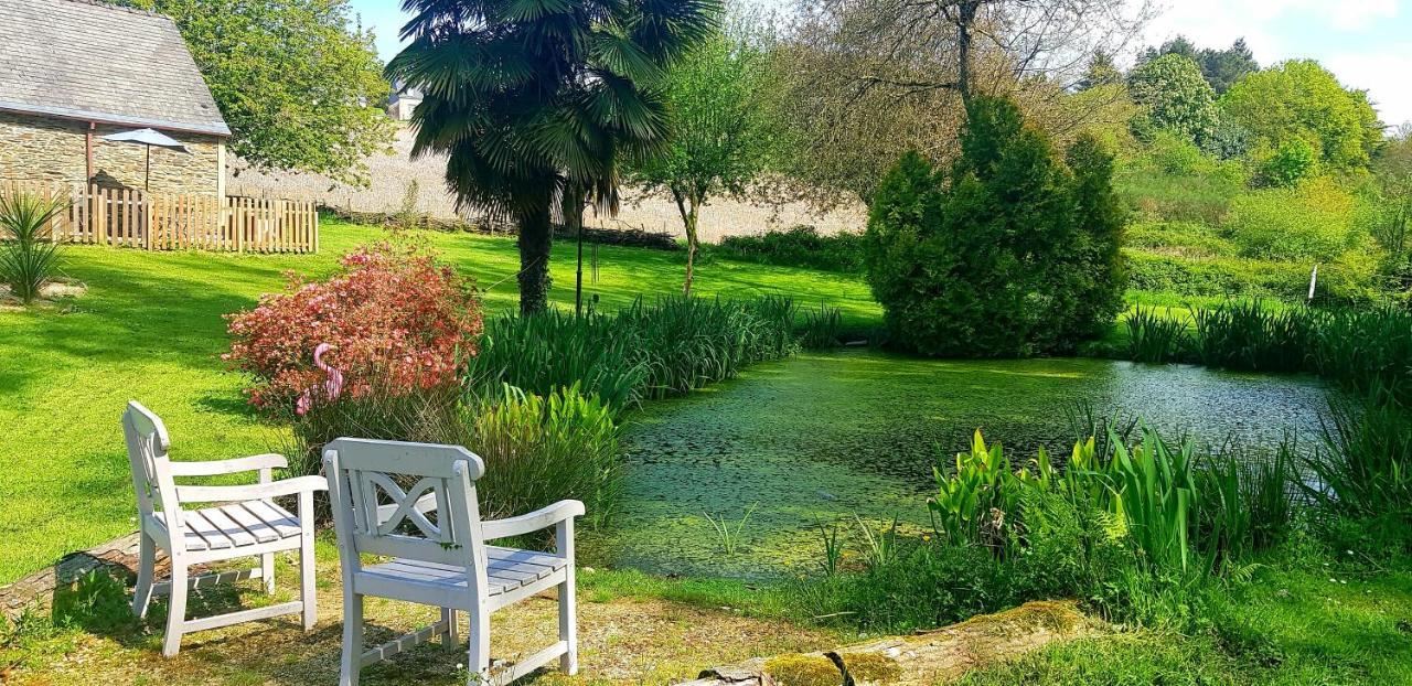 Le Vieux Moulin Gites - A Charming Stone Cottage With Garden View And Seasonal Pool Guégon المظهر الخارجي الصورة